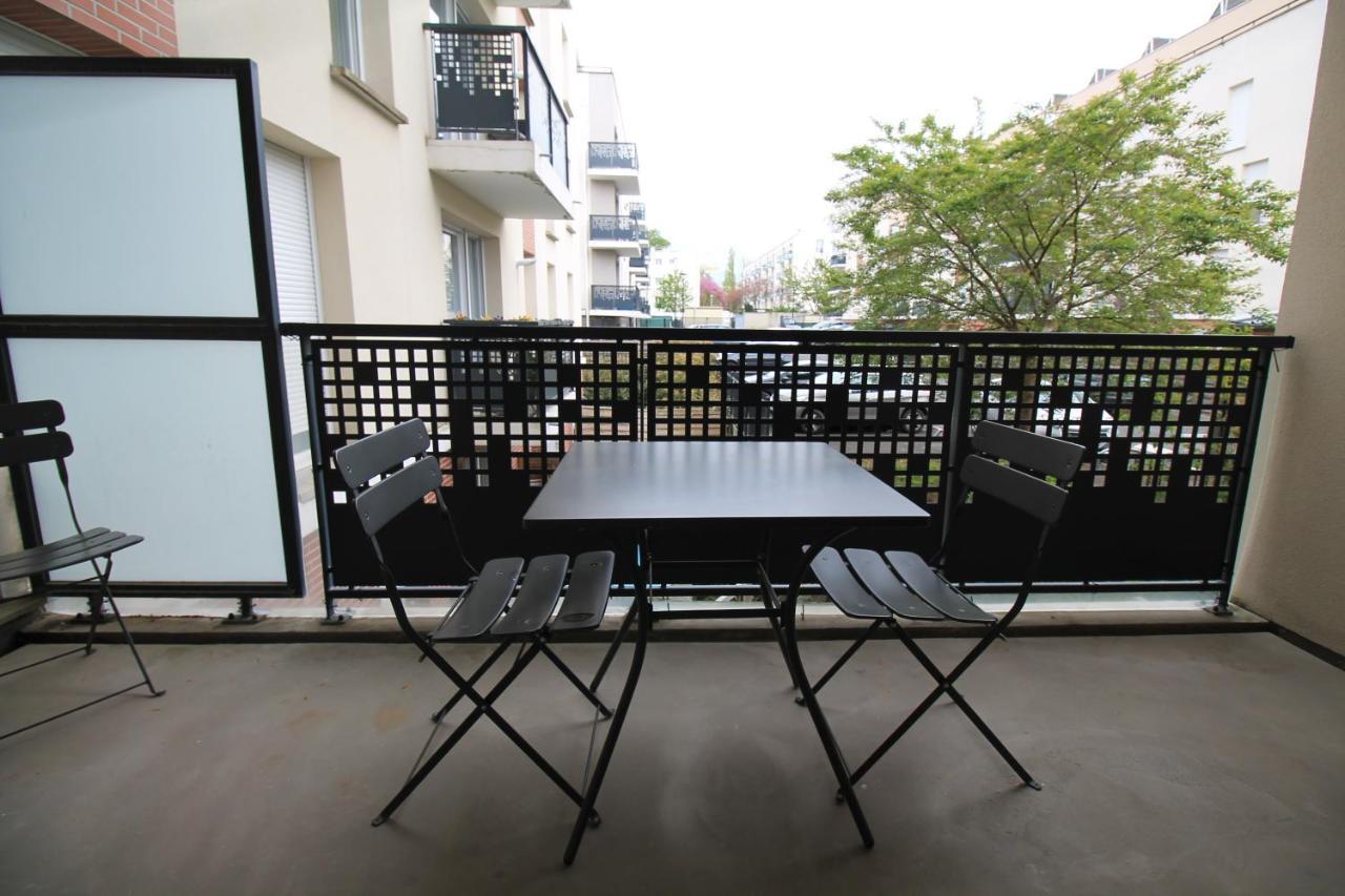 Disponible - Appartement Entier Neuf - 8Mn A Pied Rer C Paris, Parking Rue Gratuit, En Face Hopital D'Arpajon, Balcon Prive, Matelas Bultex 160X200, Ascenseur, Acces Pmr, Centre Ville A Pied Exterior foto